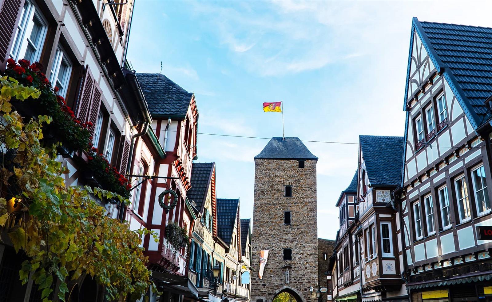 Ahrweiler, wandelen langs stadstorens en vakwerkhuizen