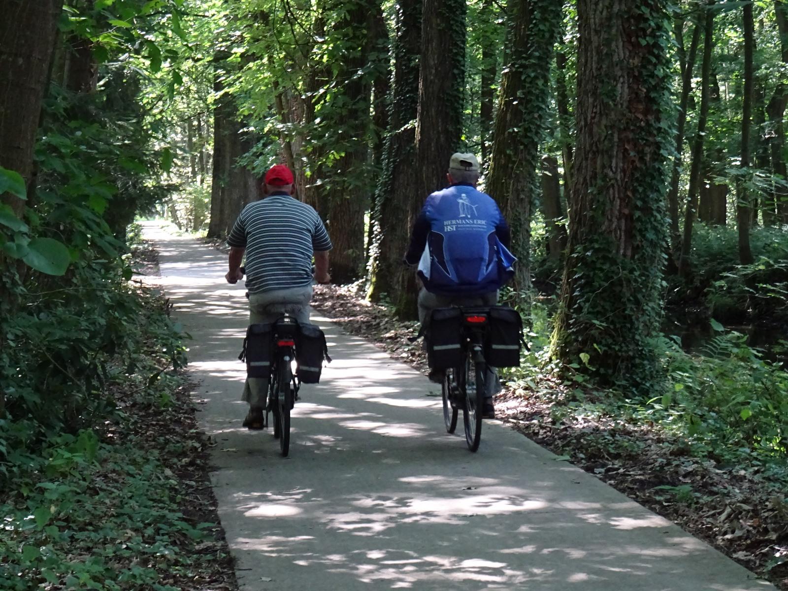 Balen – Postel: Fietsroute in het land van de Kempense meren & kanalen